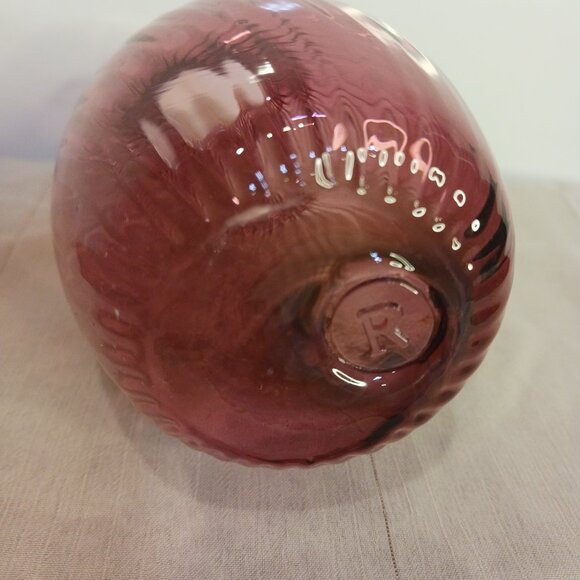 Rossi Cranberry Vase - Picture 7 of 8